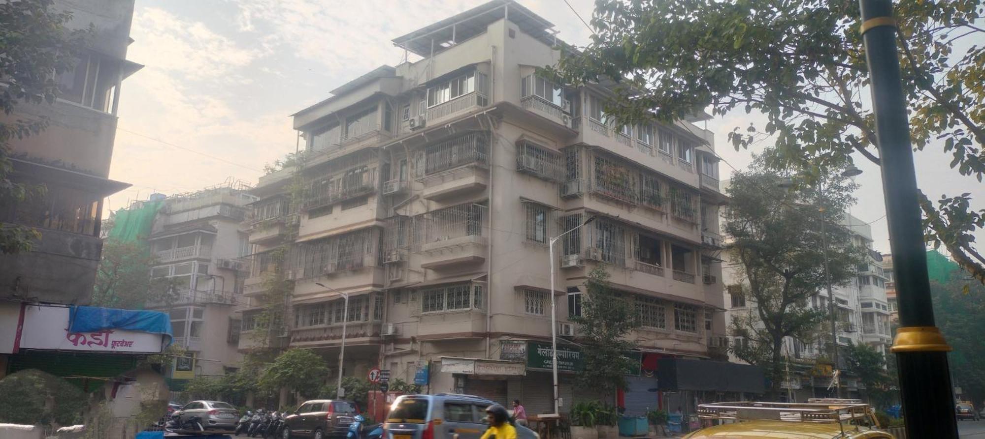 Bed And Breakfast At Colaba Bombaim Exterior foto